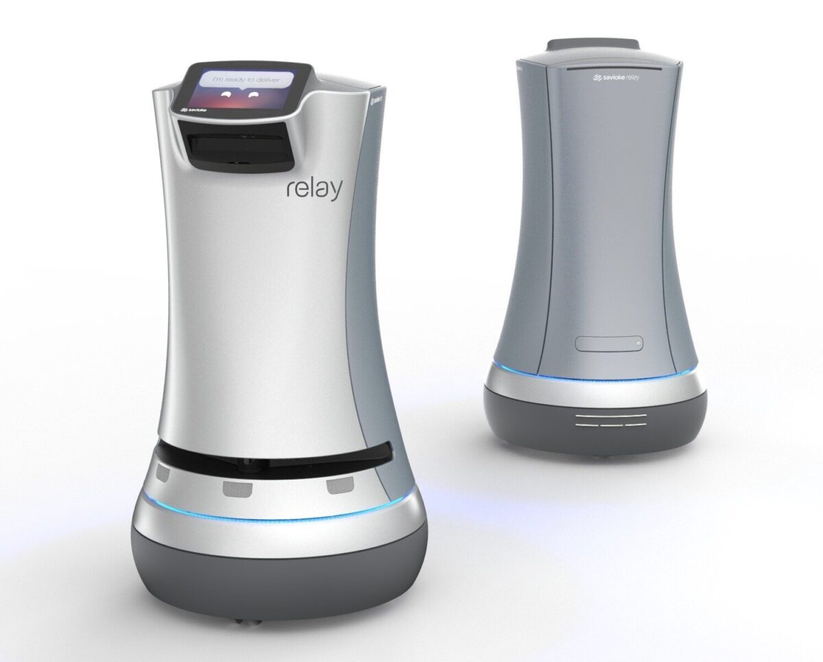Observing hotel delivery robots in context detail 1